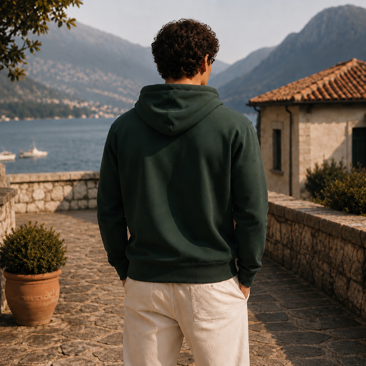 Verano Signature Hoodie – Mörkgrön