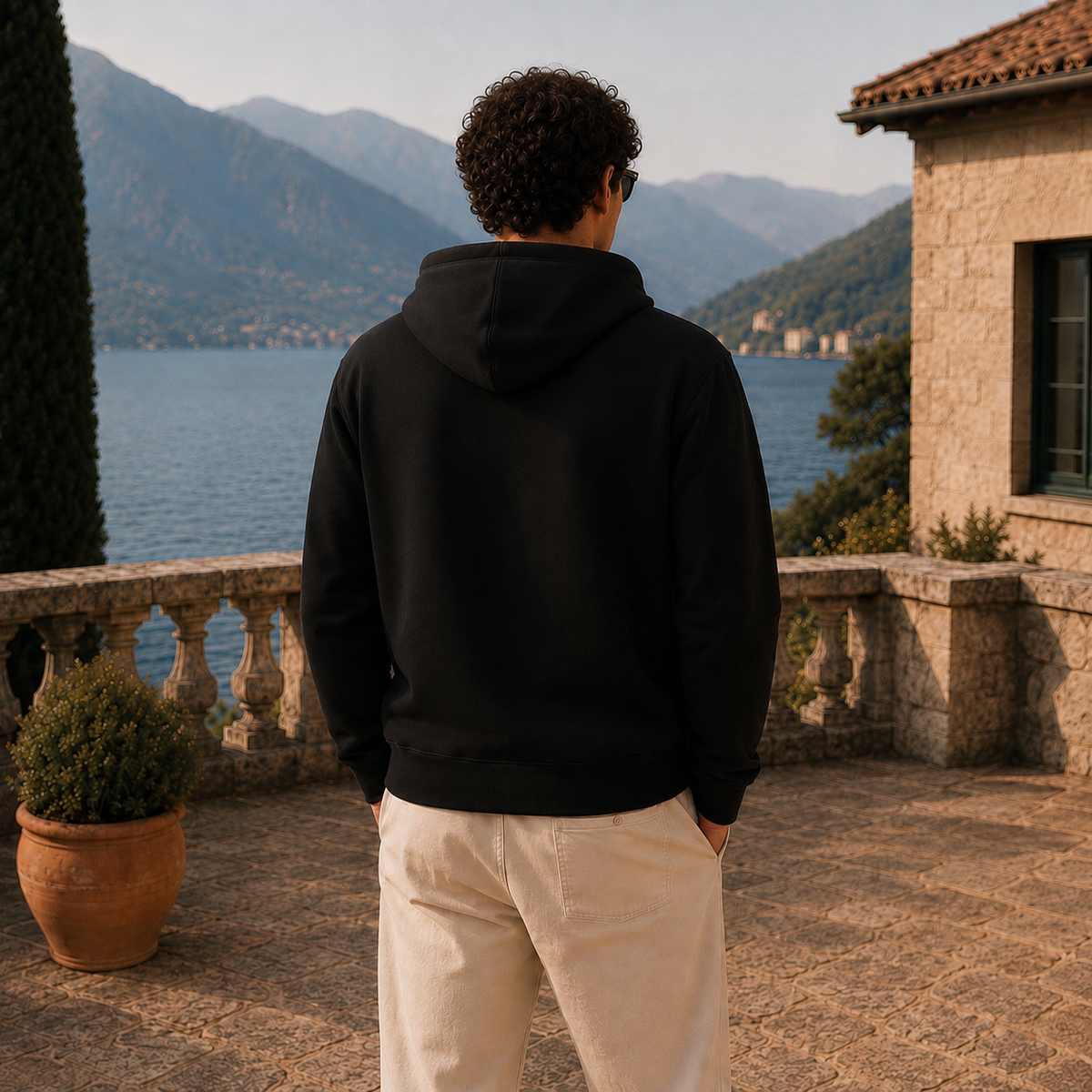 Verano Signature Hoodie – Svart